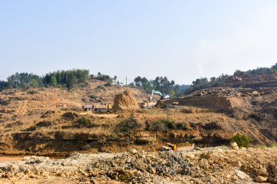 內(nèi)江市副市長陳朗調(diào)研船石湖運動特色小鎮(zhèn)