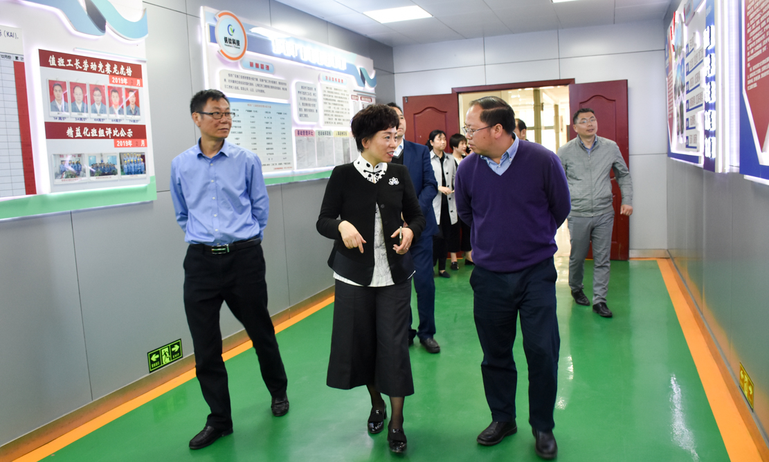 內(nèi)江市副市長(zhǎng)陳朗調(diào)研船石湖運(yùn)動(dòng)特色小鎮(zhèn)(圖6) 內(nèi)江市副市長(zhǎng)陳朗調(diào)研船石湖運(yùn)動(dòng)特色小鎮(zhèn)(圖6)