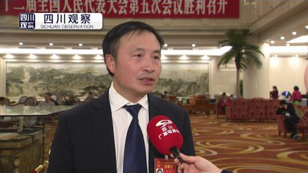 全國人大代表、集團(tuán)董事長王勁“兩會”現(xiàn)場接受四川電視臺采訪