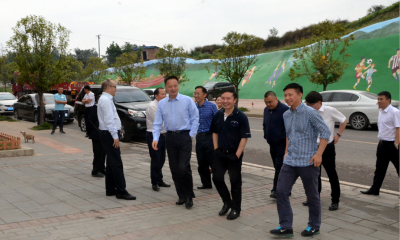 威遠縣委書記張勇節(jié)日期間到川威連界區(qū)域調研