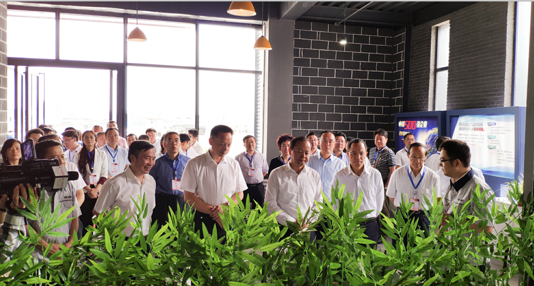 市委書記馬波率隊到川威連界區(qū)域現(xiàn)場調(diào)研(圖1) 市委書記馬波率隊到川威連界區(qū)域現(xiàn)場調(diào)研(圖1)