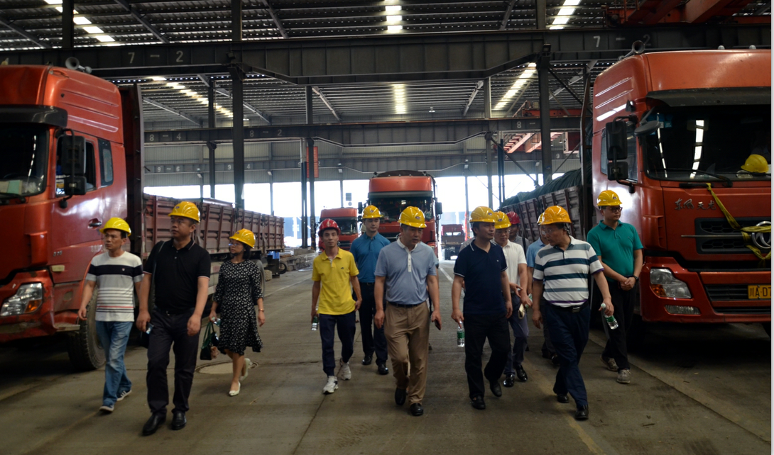 王勁董事長赴成都龍港鋼材交易中心考察調(diào)研(圖1) 王勁董事長赴成都龍港鋼材交易中心考察調(diào)研(圖1)