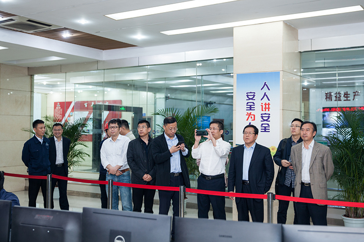 河鋼集團(tuán)承鋼公司赴川威集團(tuán)連界釩鈦基地交流訪問(圖1) 河鋼集團(tuán)承鋼公司赴川威集團(tuán)連界釩鈦基地交流訪問(圖1)