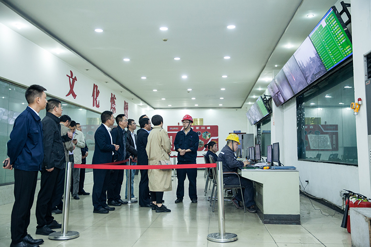 河鋼集團(tuán)承鋼公司赴川威集團(tuán)連界釩鈦基地交流訪問(圖3) 河鋼集團(tuán)承鋼公司赴川威集團(tuán)連界釩鈦基地交流訪問(圖3)