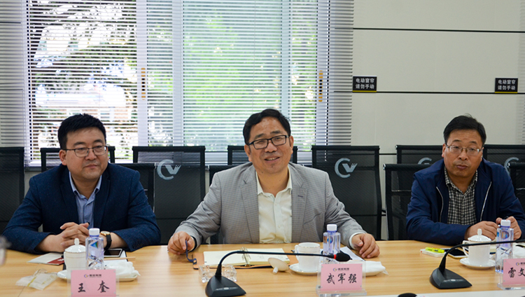 陜鋼集團(tuán)漢鋼公司到釩鈦科技參觀交流：現(xiàn)場非常震撼，環(huán)境特別好！(圖5)