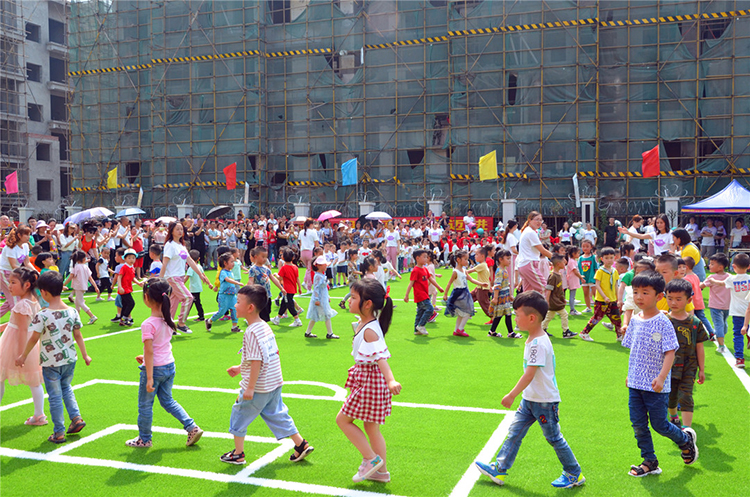 放飛夢想 快樂成長——威遠(yuǎn)縣競力學(xué)校隆重舉行木蘭苑幼兒園開園典禮(圖9) 放飛夢想 快樂成長——威遠(yuǎn)縣競力學(xué)校隆重舉行木蘭苑幼兒園開園典禮(圖9)