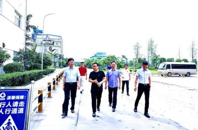 增強(qiáng)互信,深化合作,互利共贏—華融資產(chǎn)云南分公司副總經(jīng)理李國新到星船城公