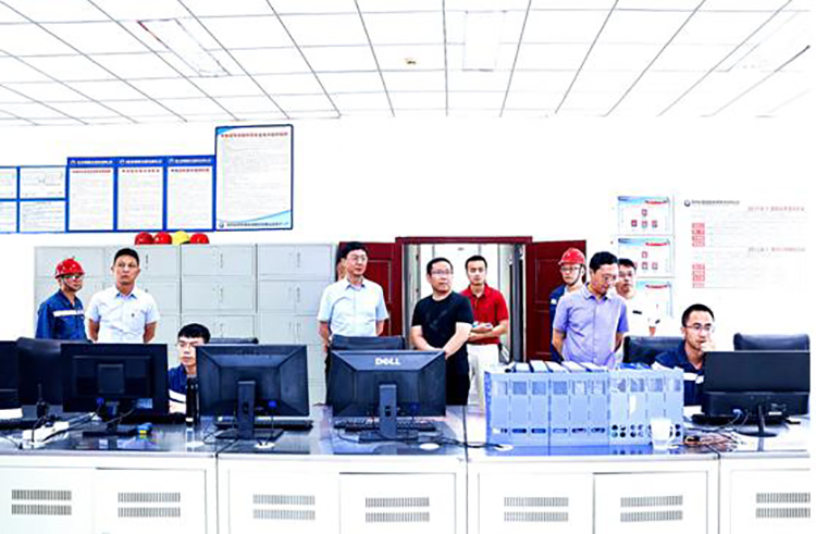 增強(qiáng)互信,深化合作,互利共贏—華融資產(chǎn)云南分公司副總經(jīng)理李國新到星船城公(圖4) 增強(qiáng)互信,深化合作,互利共贏—華融資產(chǎn)云南分公司副總經(jīng)理李國新到星船城公(圖4)