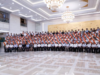 全國鋼鐵行業(yè)表彰先進 釩鈦科技喜獲三項殊榮(圖7) 全國鋼鐵行業(yè)表彰先進 釩鈦科技喜獲三項殊榮(圖7)