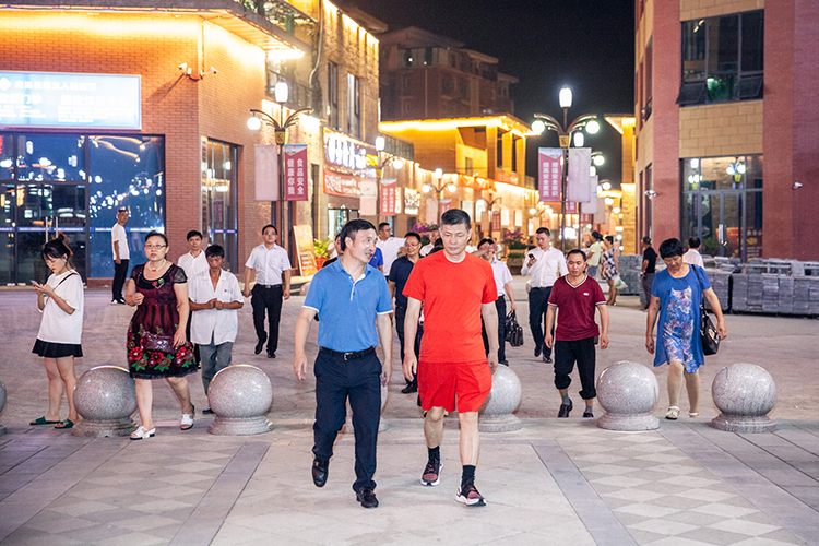 新加坡PSU集團等五家公司聯(lián)袂到川威集團連界基地參觀交流(圖1) 新加坡PSU集團等五家公司聯(lián)袂到川威集團連界基地參觀交流(圖1)