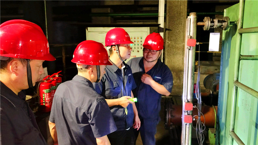 【專題】拼搏 超越 創(chuàng)奇跡 ——軋鋼月產(chǎn)突破48萬噸再創(chuàng)新紀(jì)錄(圖4) 【專題】拼搏 超越 創(chuàng)奇跡 ——軋鋼月產(chǎn)突破48萬噸再創(chuàng)新紀(jì)錄(圖4)