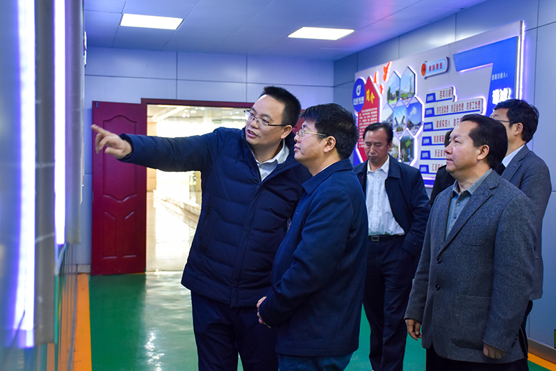 攀鋼集團到川威集團連界基地考察交流(圖5) 攀鋼集團到川威集團連界基地考察交流(圖5)