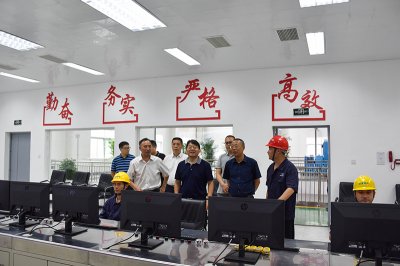 經(jīng)濟和信息化廳技改處處長孫仁偉一行到川威連界基地調(diào)研