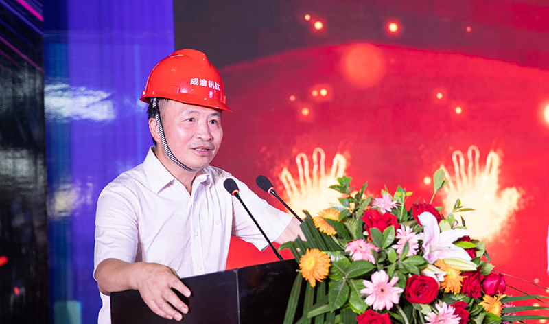 釩鈦科技“新區(qū)智能煉鋼系統(tǒng)”投產啟動(圖7)