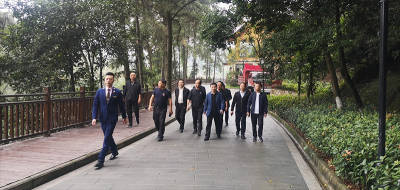 王勁董事長節(jié)日期間調(diào)研連界基地在建項(xiàng)目