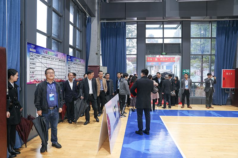 省總工會(huì)副主席苗勇率市州調(diào)研組專題調(diào)研川威集團(tuán)企業(yè)職工之家陣地建設(shè)情況(圖6)