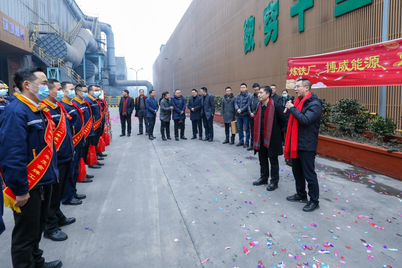 集團(tuán)公司開展新春慰問活動暨迎新春座談會(圖5) 集團(tuán)公司開展新春慰問活動暨迎新春座談會(圖5)