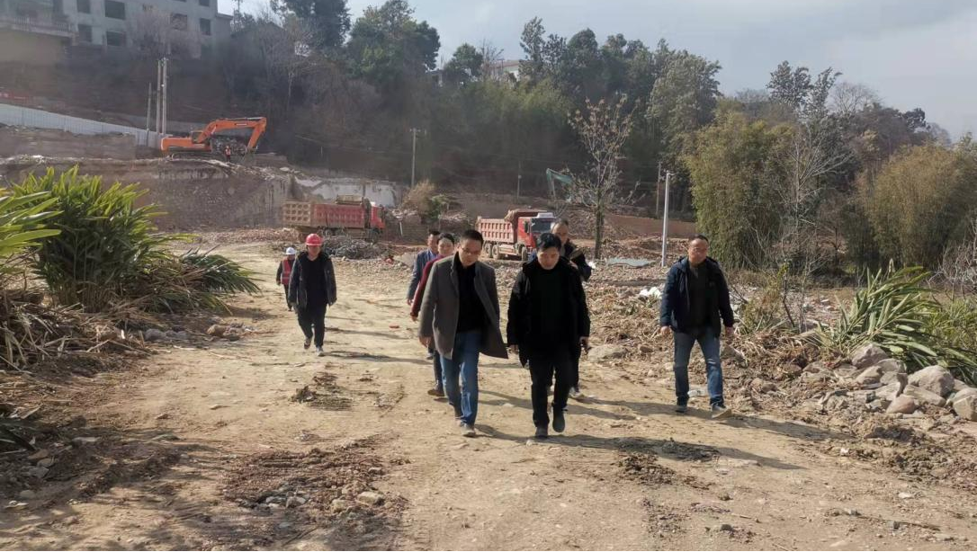 發(fā)揚南泥灣精神 堅決打贏“攻堅戰(zhàn)”(圖8) 發(fā)揚南泥灣精神 堅決打贏“攻堅戰(zhàn)”(圖8)