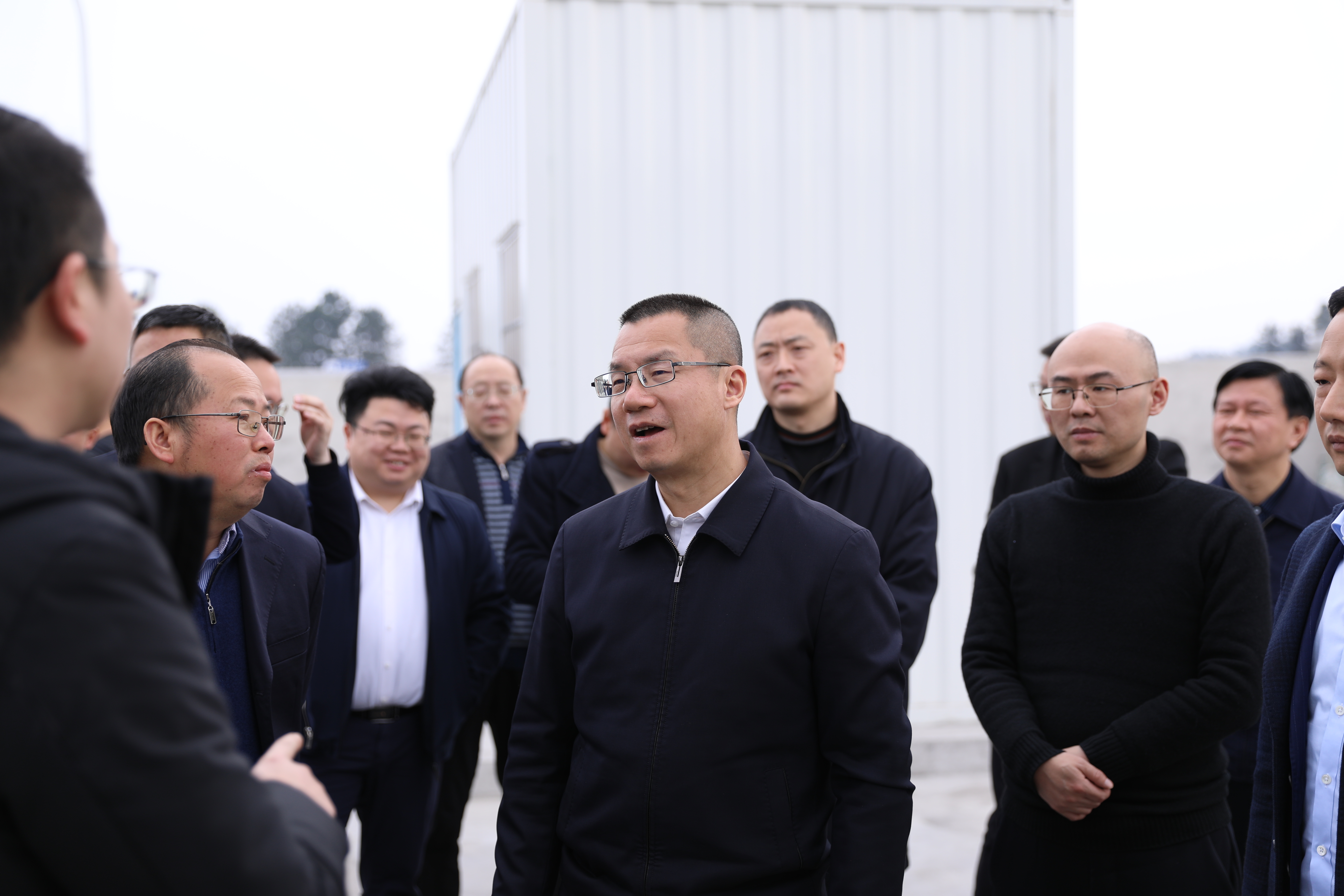 威遠(yuǎn)縣·川威集團(tuán)召開(kāi)產(chǎn)業(yè)發(fā)展專(zhuān)題工作會(huì)(圖3) 威遠(yuǎn)縣·川威集團(tuán)召開(kāi)產(chǎn)業(yè)發(fā)展專(zhuān)題工作會(huì)(圖3)