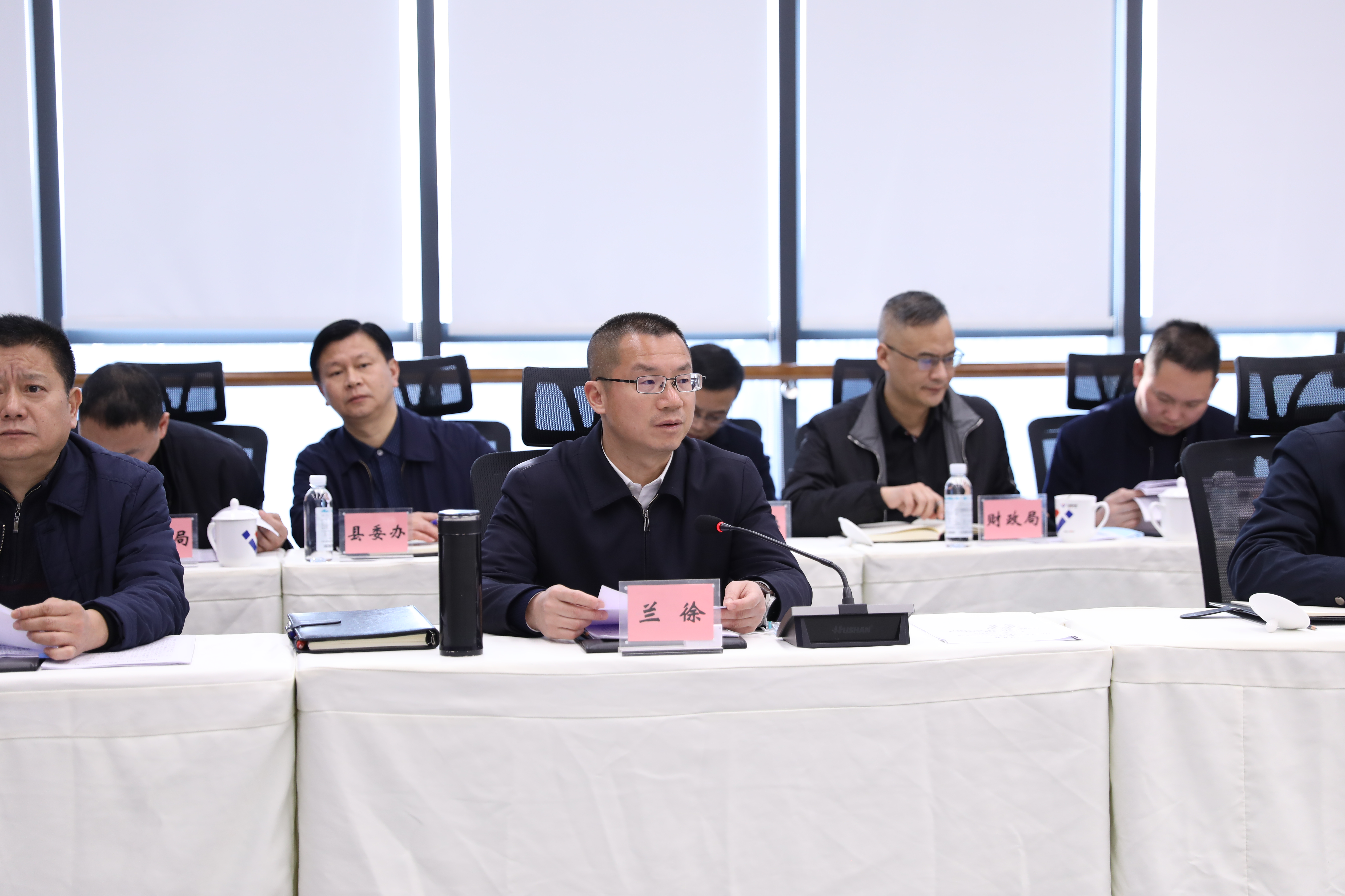 威遠(yuǎn)縣·川威集團(tuán)召開(kāi)產(chǎn)業(yè)發(fā)展專(zhuān)題工作會(huì)(圖8) 威遠(yuǎn)縣·川威集團(tuán)召開(kāi)產(chǎn)業(yè)發(fā)展專(zhuān)題工作會(huì)(圖8)