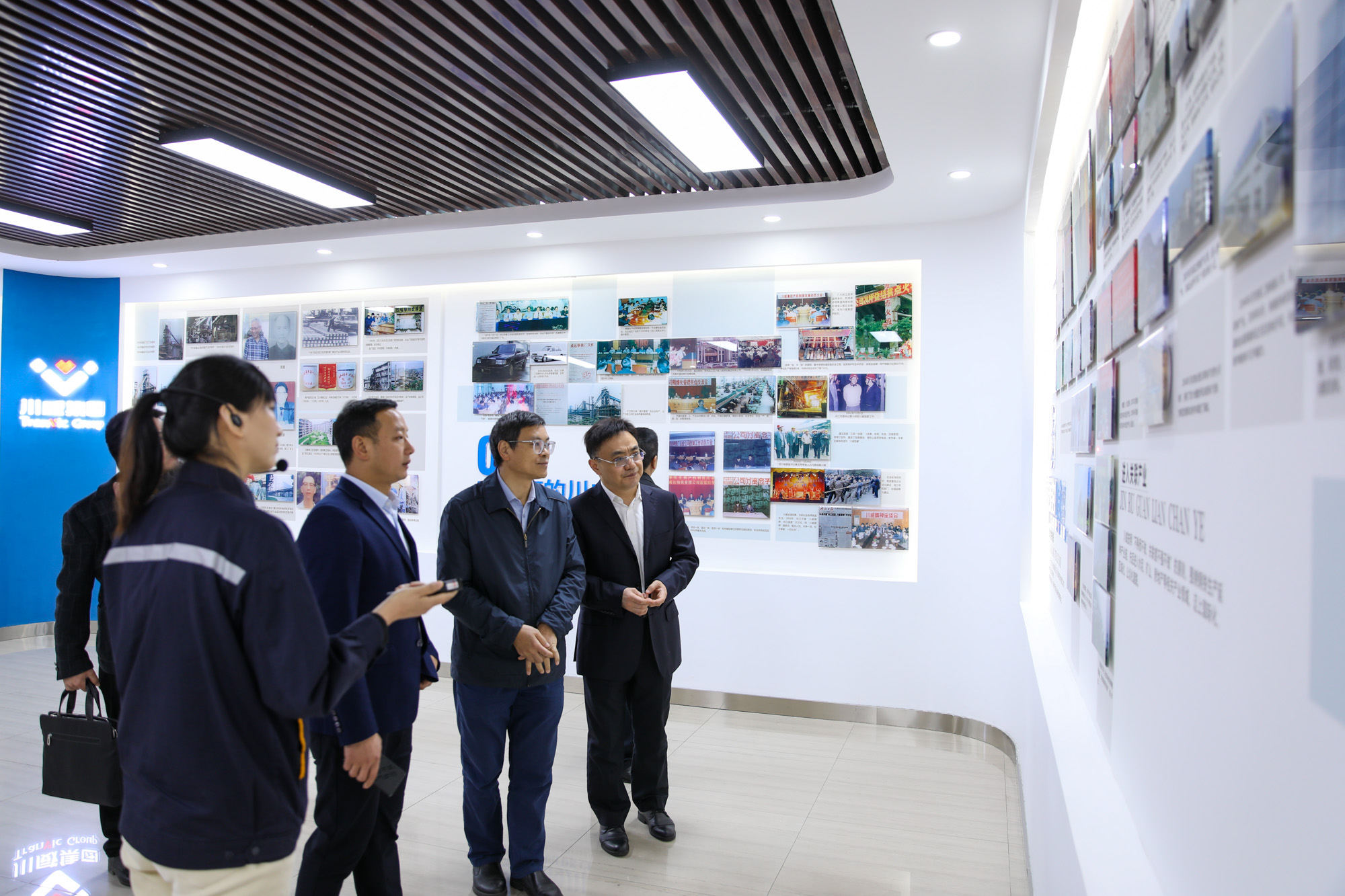 內(nèi)江市副市長(zhǎng)何仁洋一行到川威連界基地調(diào)研(圖2) 內(nèi)江市副市長(zhǎng)何仁洋一行到川威連界基地調(diào)研(圖2)