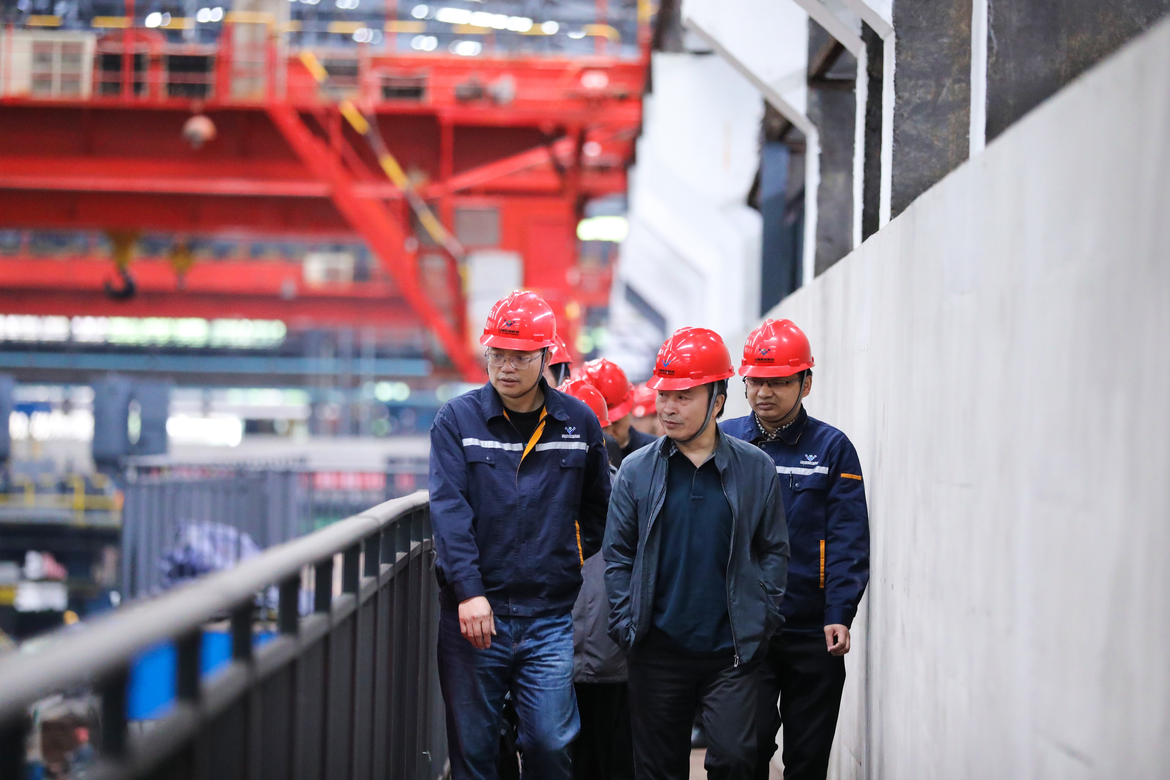 勞動(dòng)最光榮！川威集團(tuán)董事長(zhǎng)王勁一行“五一”勞動(dòng)節(jié)視察連界區(qū)域重點(diǎn)項(xiàng)目(圖3)