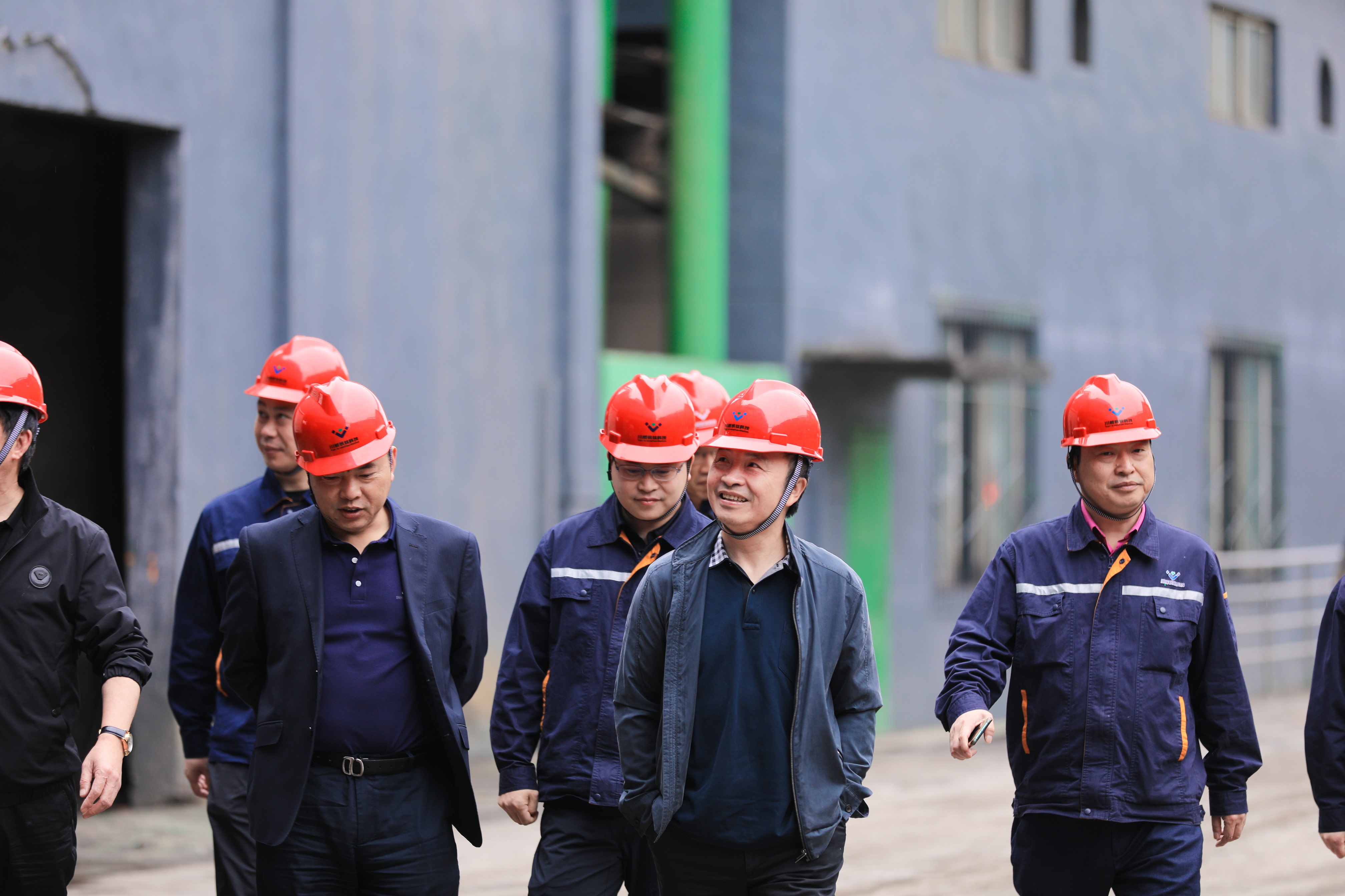勞動(dòng)最光榮！川威集團(tuán)董事長(zhǎng)王勁一行“五一”勞動(dòng)節(jié)視察連界區(qū)域重點(diǎn)項(xiàng)目(圖4)