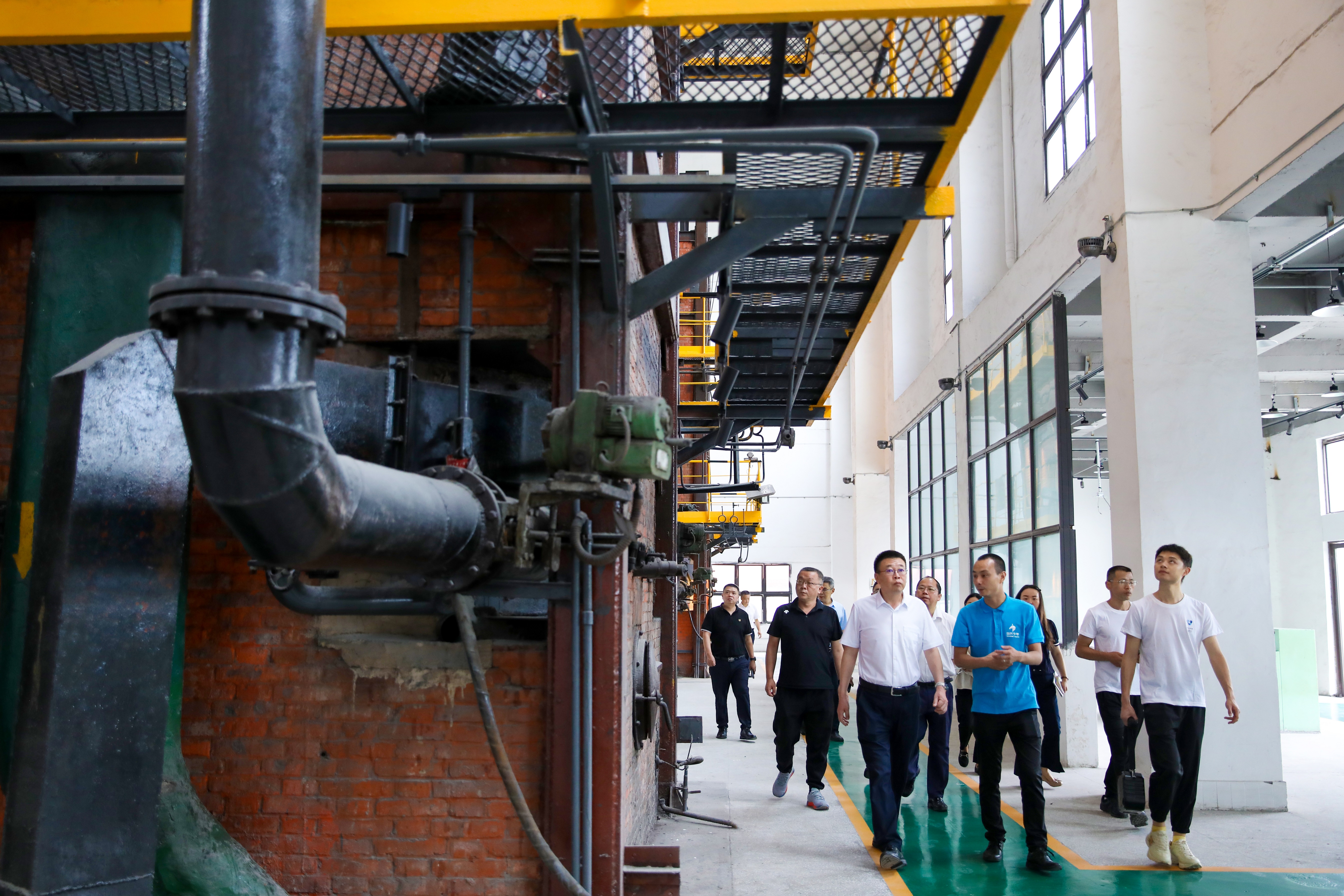 西昌市黨政代表團一行來訪川威連界基地考察調研(圖3) 西昌市黨政代表團一行來訪川威連界基地考察調研(圖3)