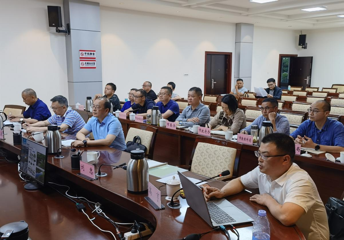 會理市委市政府召開金梅文旅項目推進會(圖2) 會理市委市政府召開金梅文旅項目推進會(圖2)