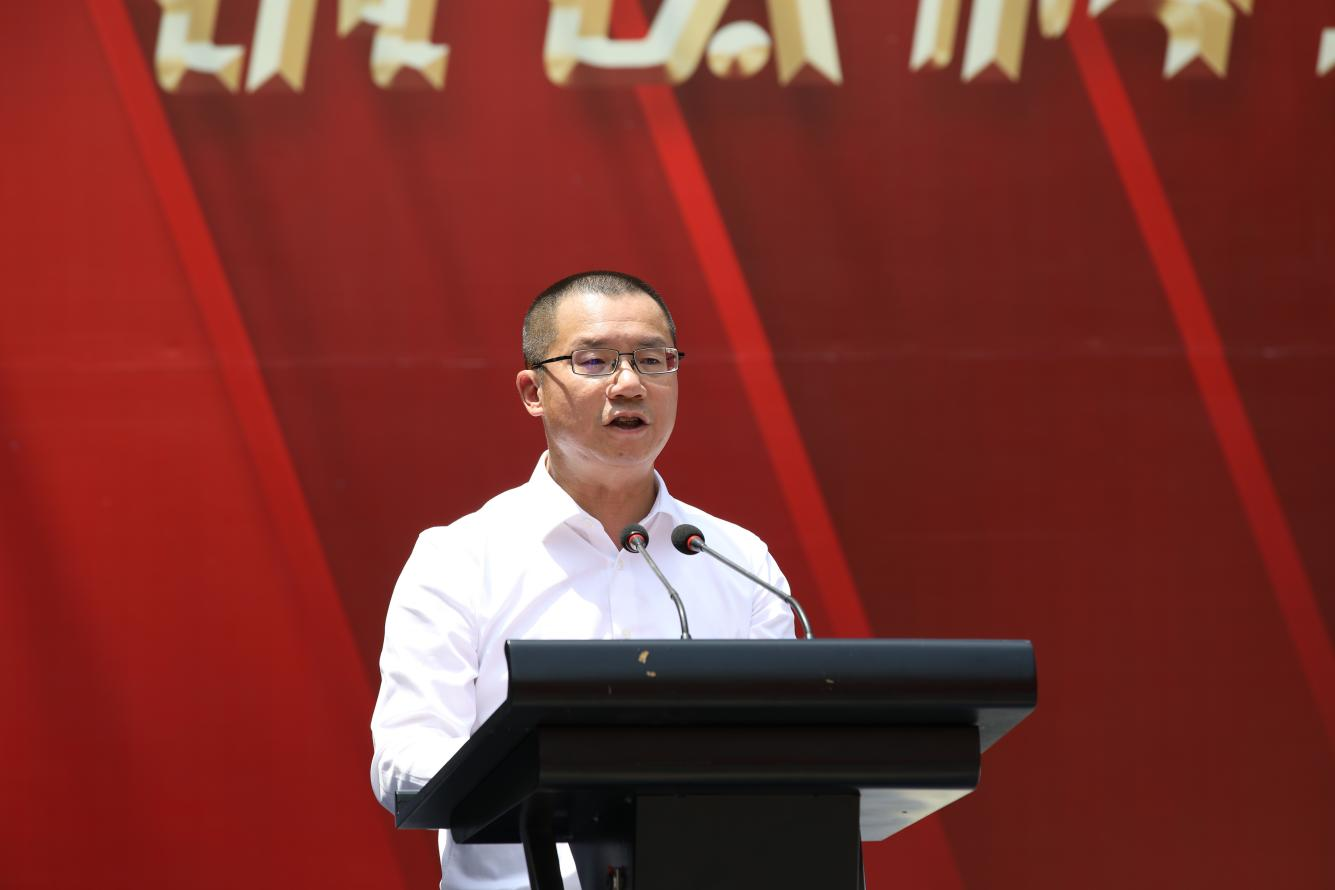 百年川威 價(jià)值企業(yè)——釩鈦科技隆重舉行200萬(wàn)噸板材投產(chǎn)儀式(圖6)