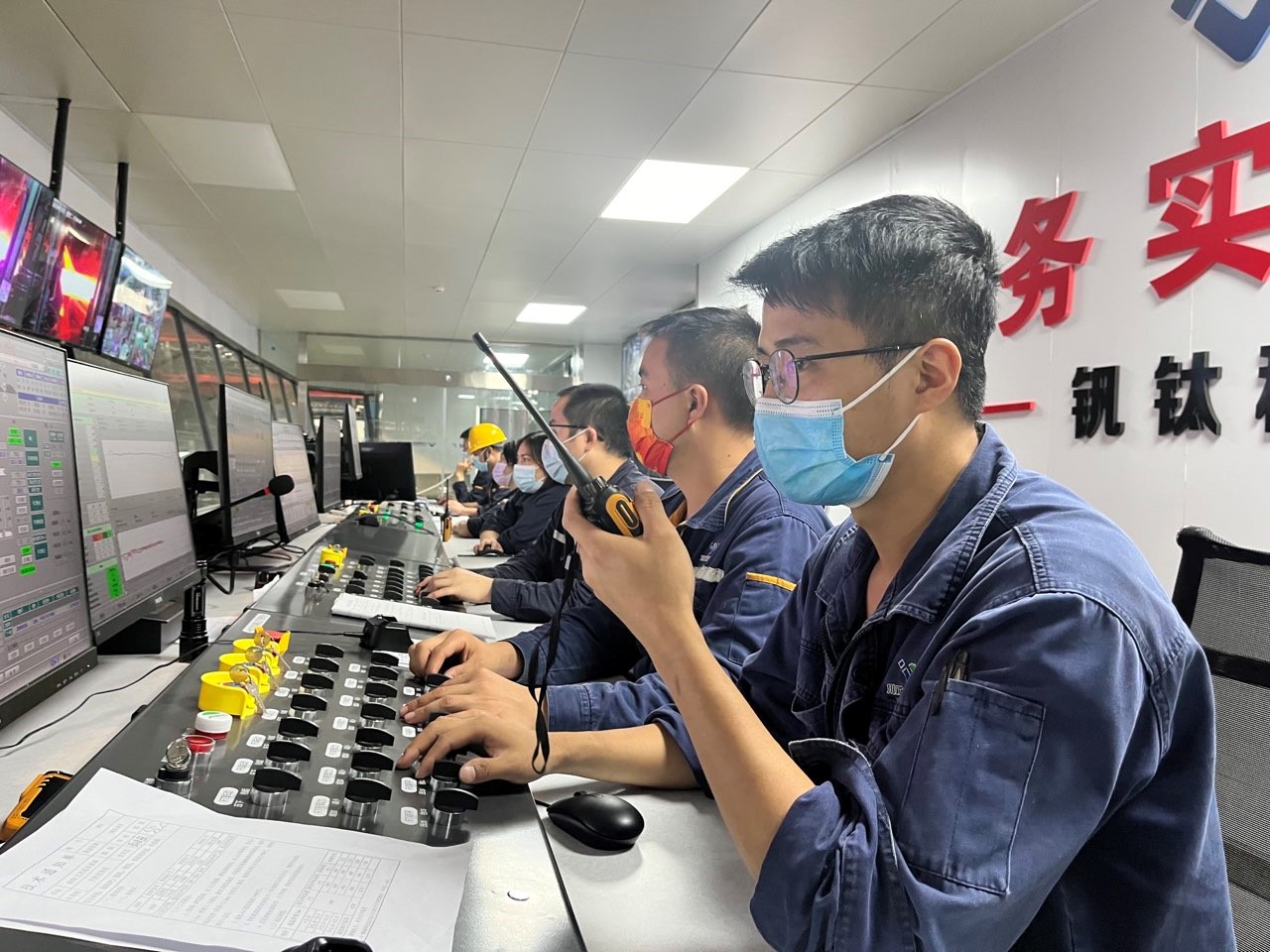 寶劍磨礪出 梅香苦寒來——釩鈦科技板材廠生產(chǎn)快速達產(chǎn)達效紀實(圖9)