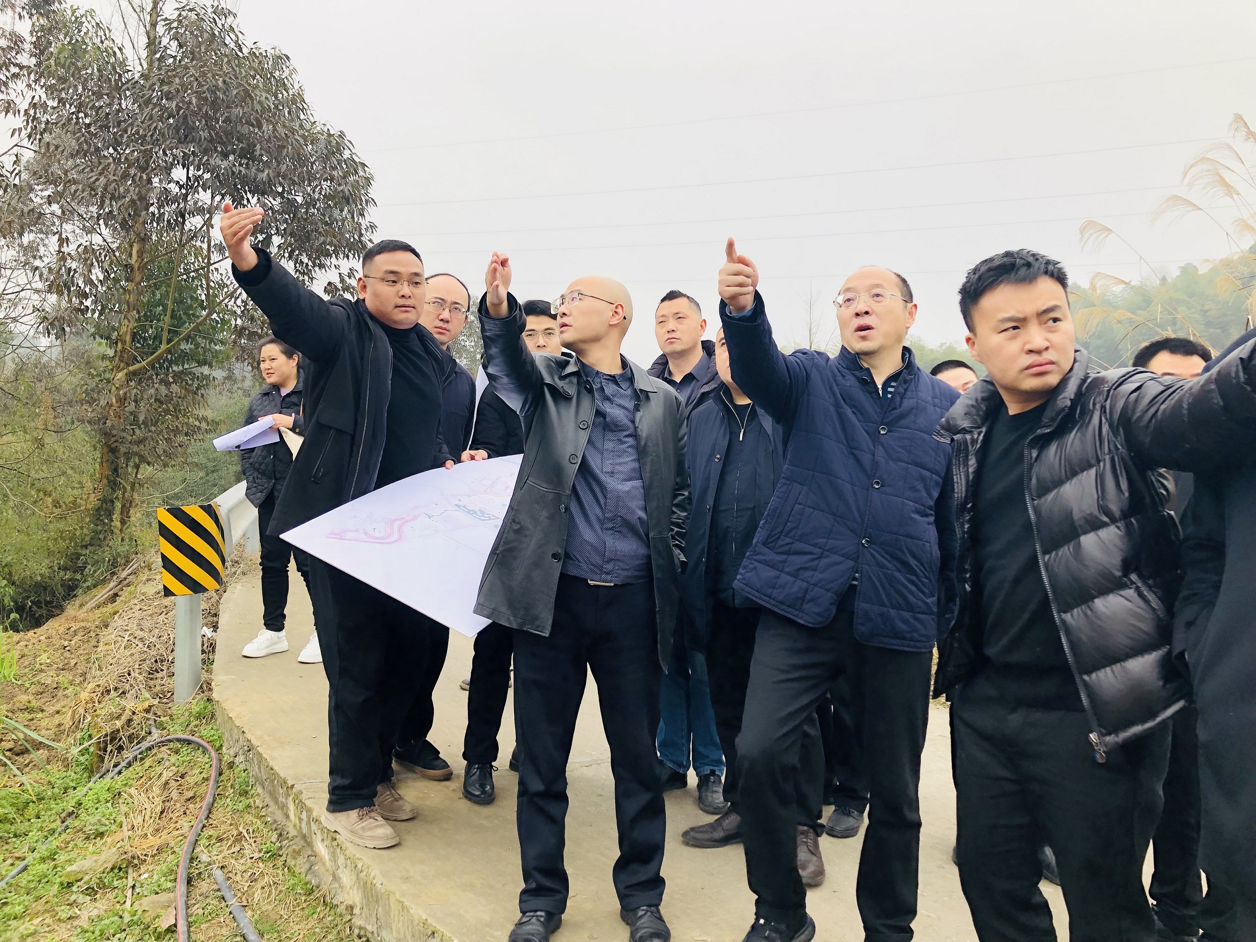 威遠(yuǎn)縣委副書記唐浩然調(diào)研船石湖度假區(qū)