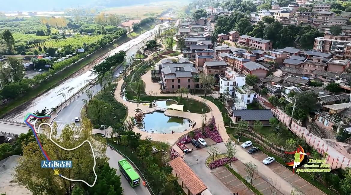 彝族年，迎西馬，大石板古村“火出圈”！(圖2)