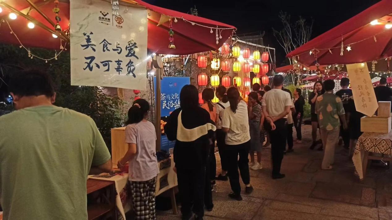 彝族年，迎西馬，大石板古村“火出圈”！(圖5)