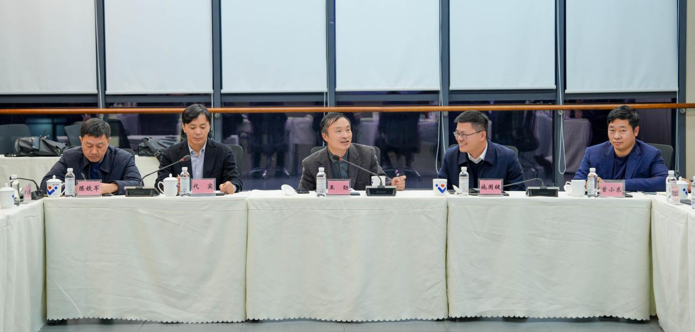 釩鈦科技產(chǎn)品轉(zhuǎn)型與數(shù)字化運(yùn)營(yíng)走向深入(圖3)