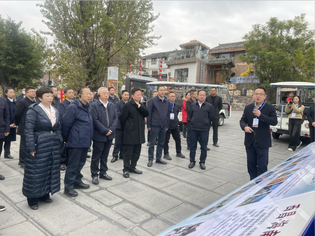 大石板古村：保護(hù)利用讓歷史文化“活”起來 ——全省城鄉(xiāng)建設(shè)歷史文化保護(hù)利用工作現(xiàn)場會在西昌大石板古村召開