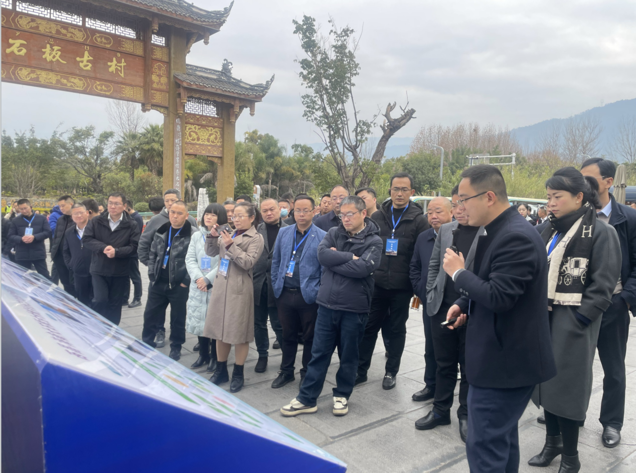 大石板古村：保護(hù)利用讓歷史文化“活”起來 ——全省城鄉(xiāng)建設(shè)歷史文化保護(hù)利用工作現(xiàn)場(chǎng)會(huì)在西昌大石板古村召開(圖4)