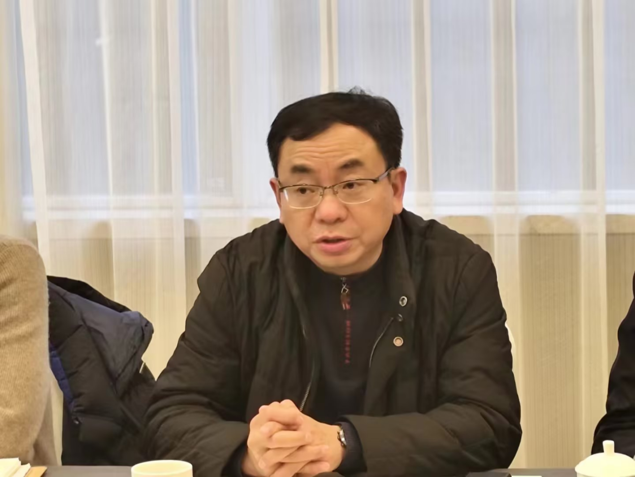 引智借力，抓產(chǎn)品研發(fā)，促轉(zhuǎn)型升級(jí) ——礦業(yè)總公司、四川大學(xué)團(tuán)隊(duì)聯(lián)合召開(kāi)科技交流會(huì)(圖3)