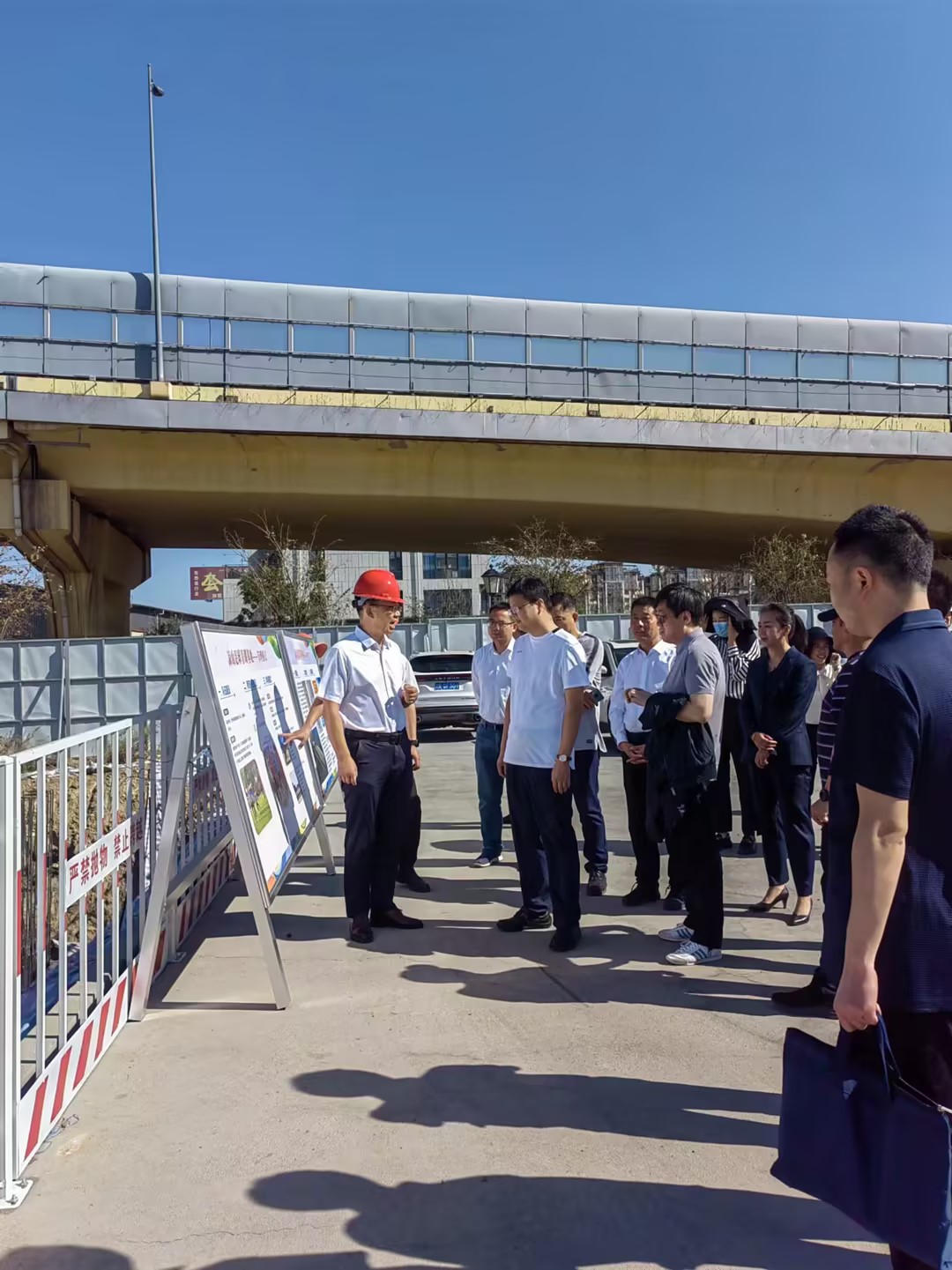 國家體育總局調(diào)研 涼山州青少年足球訓(xùn)練基地項(xiàng)目(圖2)