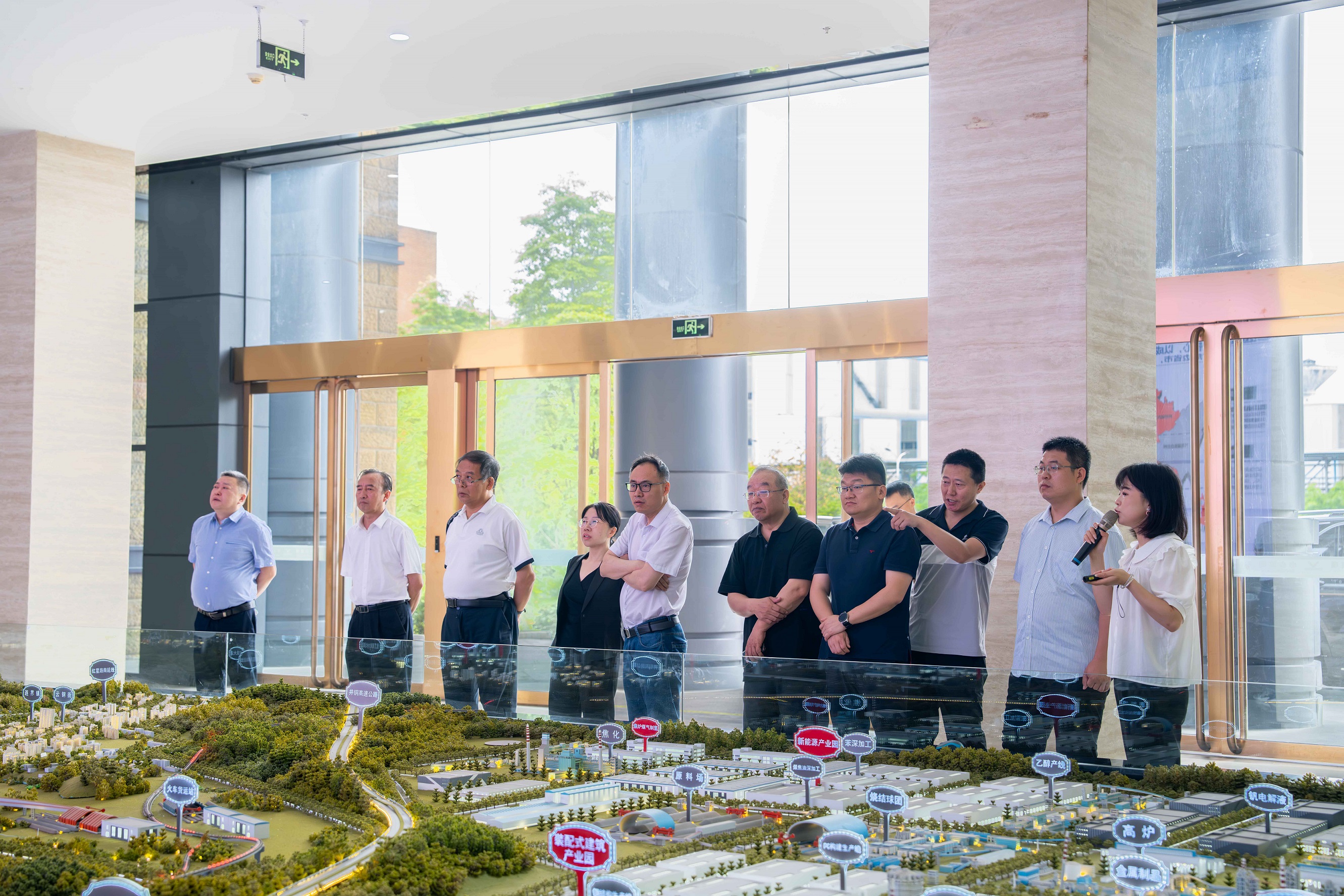 中科院專家團隊蒞臨川威連界基地