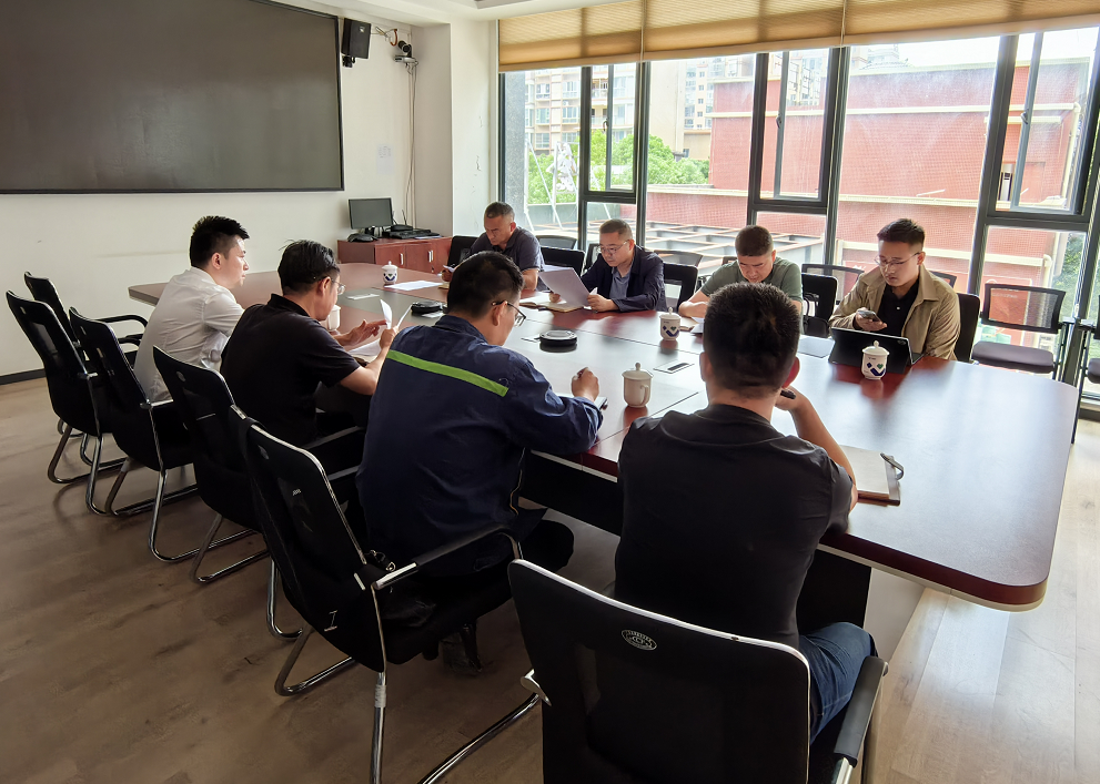 會理市委副書記、市長徐陽到礦業(yè)總公司財通公司調(diào)研