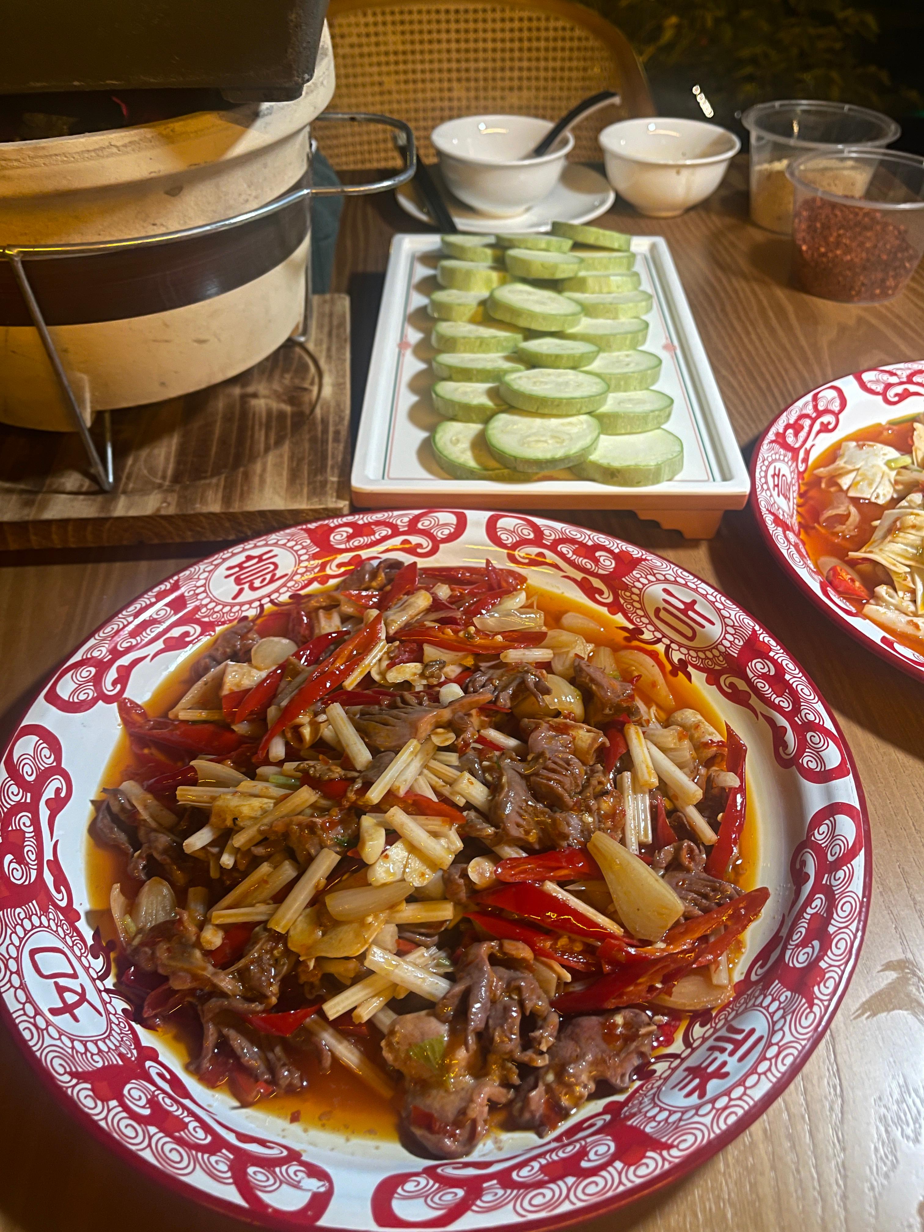 跟隨央視《消費(fèi)主張》品嘗云里民宿別樣美食