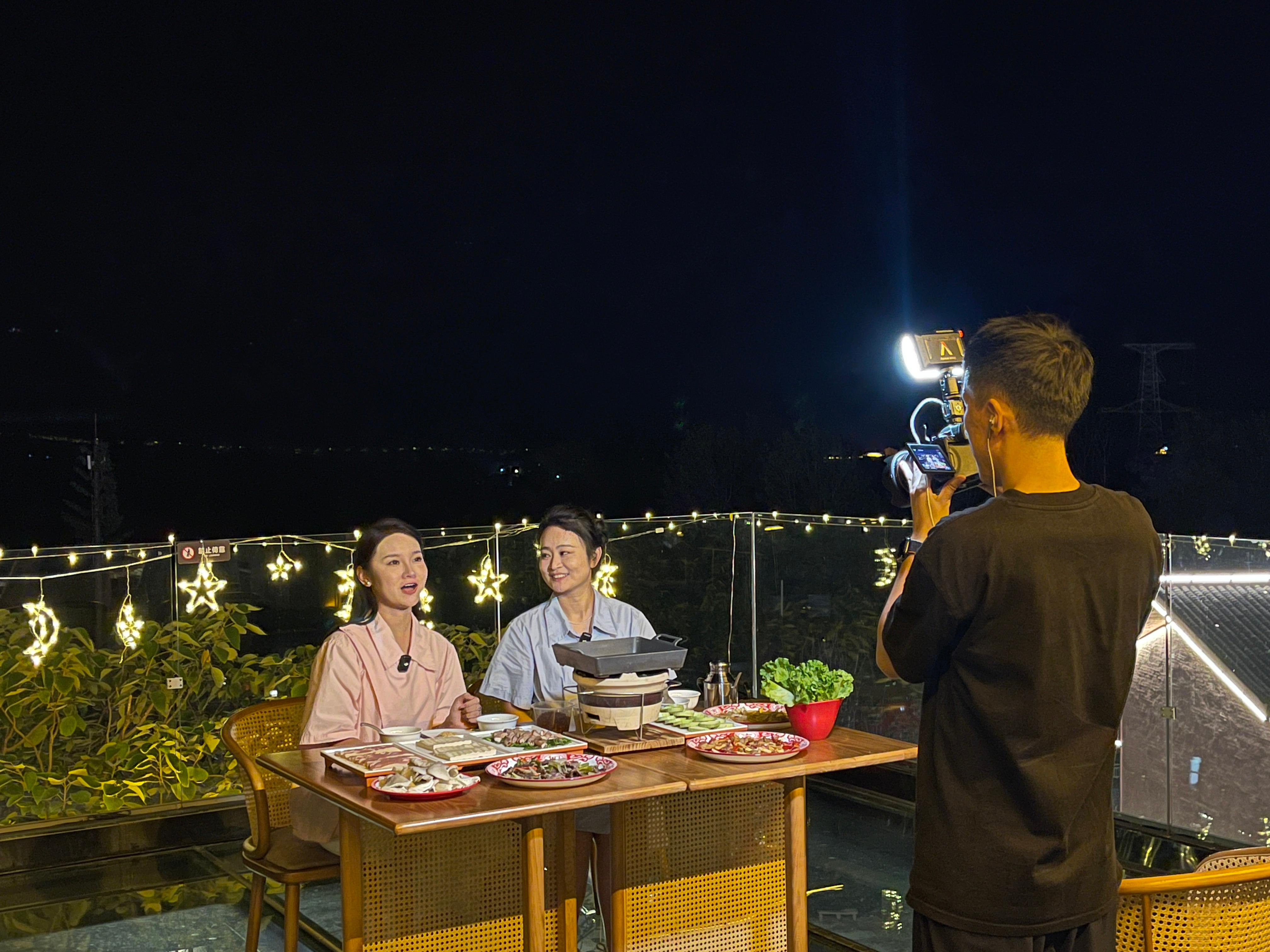 跟隨央視《消費主張》品嘗云里民宿別樣美食(圖2)