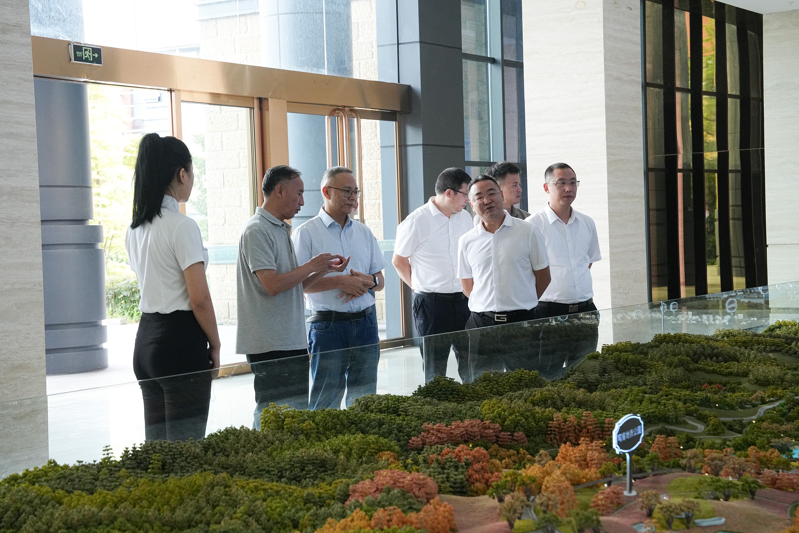 四川省銀河化學(xué)股份公司到川威連界基地調(diào)研