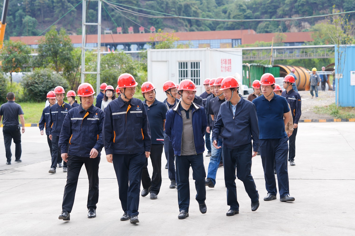 國(guó)慶佳節(jié)！王勁董事長(zhǎng)一行深入一線調(diào)研慰問(圖7)