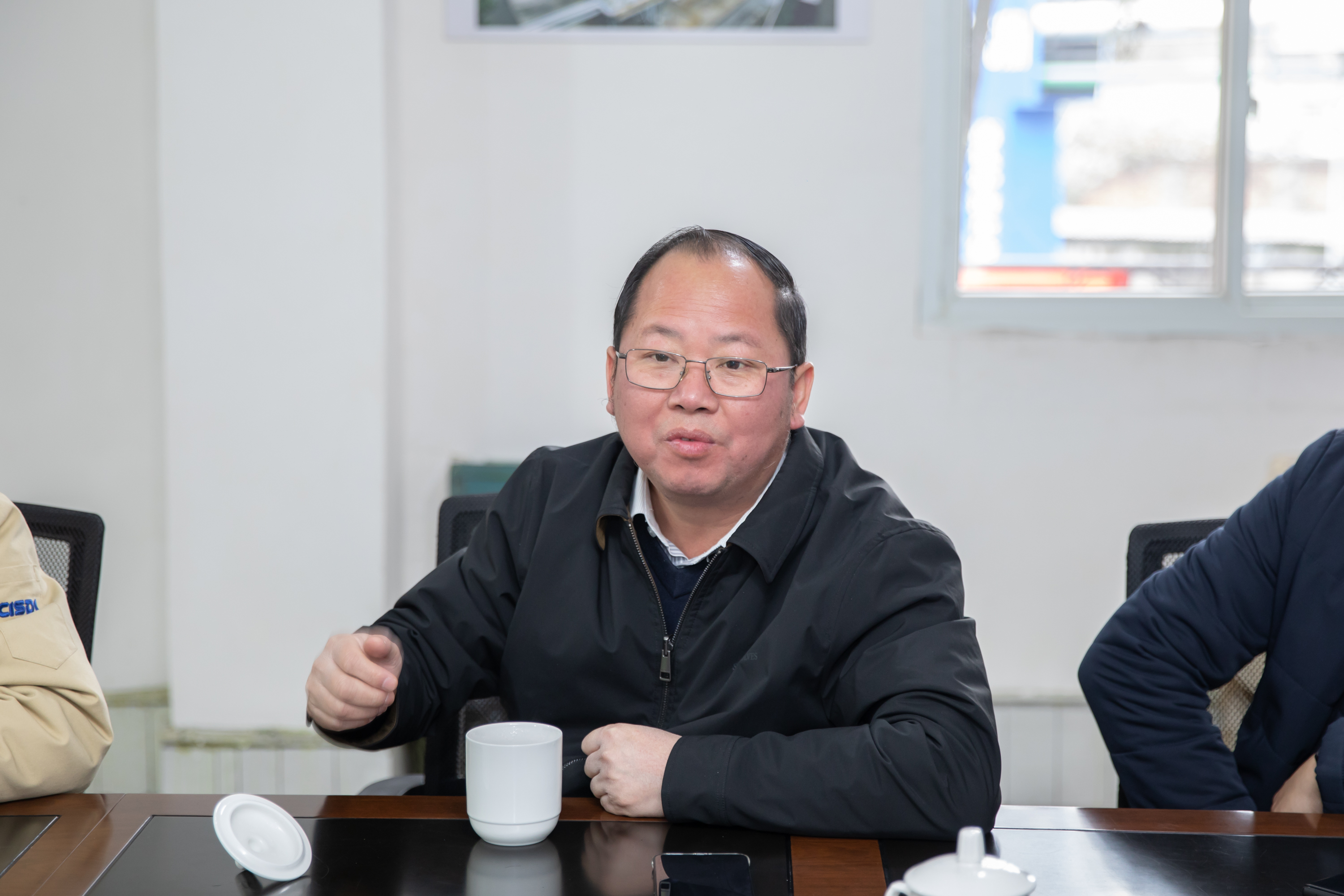 工信部原材料司鋼鐵處副處長張緒武一行到川威連界基地調(diào)研(圖3)