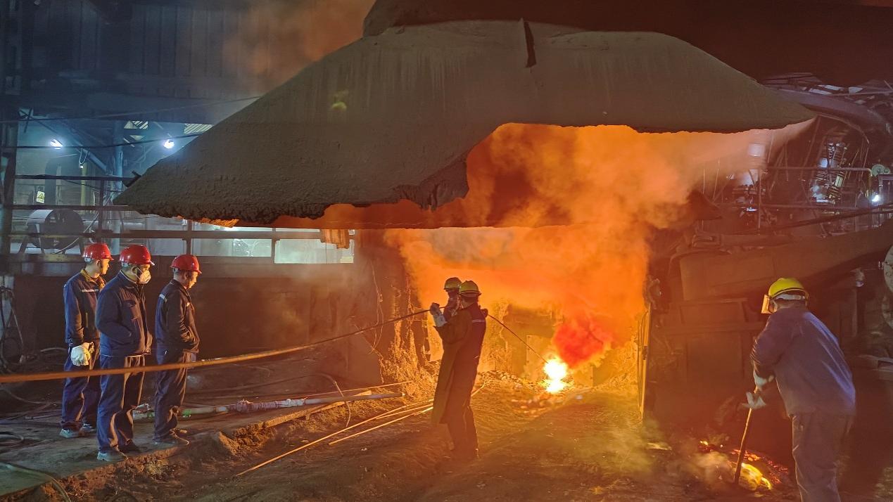 初心如磐踐使命 砥礪奮進啟新程——釩鈦科技3#高爐順利點火開爐(圖3)