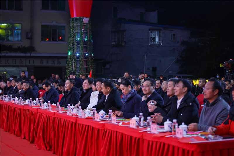 創(chuàng)造奇跡 追求卓越——川威集團舉行2020年終文藝匯演(圖5)