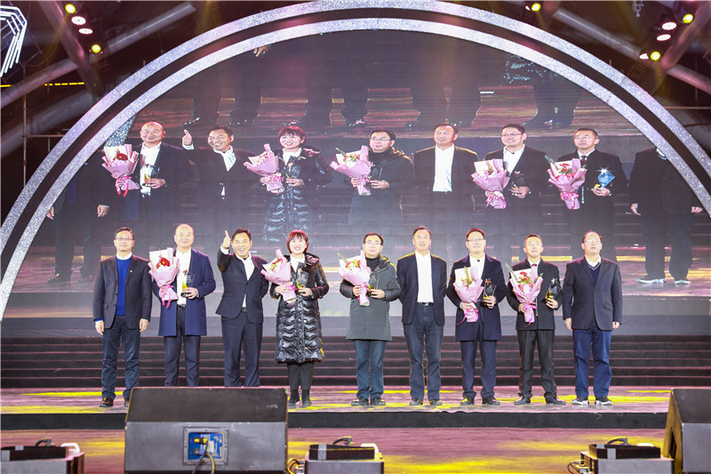 創(chuàng)造奇跡 追求卓越——川威集團舉行2020年終文藝匯演(圖9)