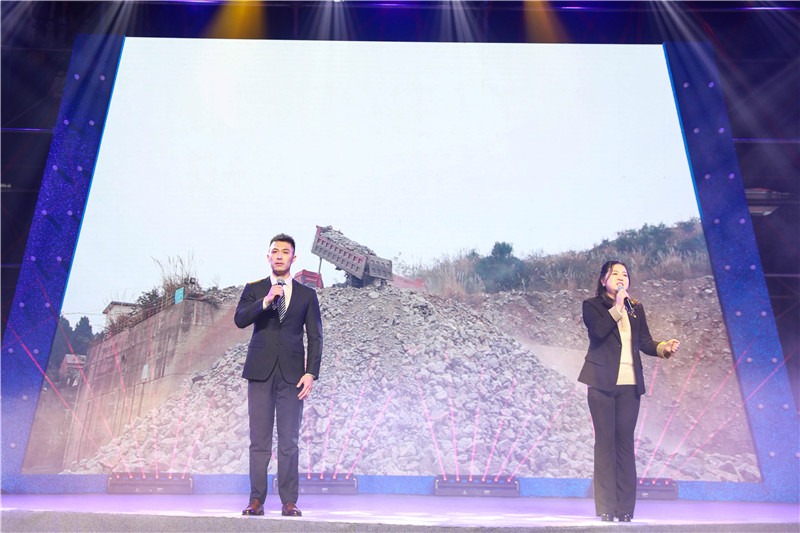 創(chuàng)造奇跡 追求卓越——川威集團(tuán)舉行2020年感動(dòng)川威演講比賽(圖8) 創(chuàng)造奇跡 追求卓越——川威集團(tuán)舉行2020年感動(dòng)川威演講比賽(圖8)